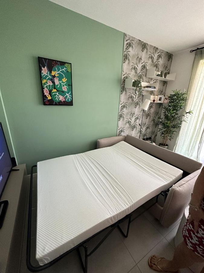 Apartamento Bilocale Olimpia Garden Milano Milán